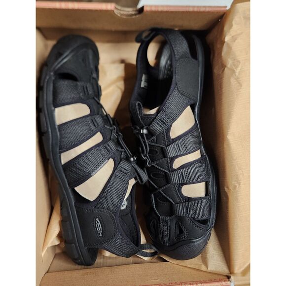 KEEN Clearwater CNX Men’s Sandals 10.5 Triple Black Waterproof main image 13